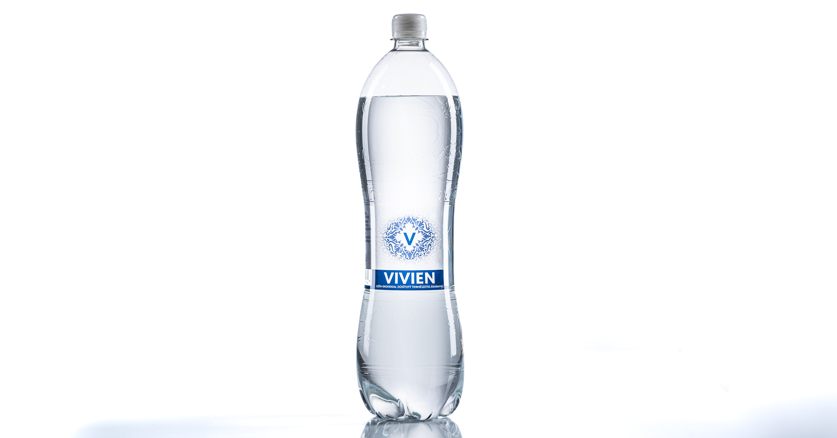 Vivien prírodná minerálna voda obohatená oxidu uhličitého 1500 ml